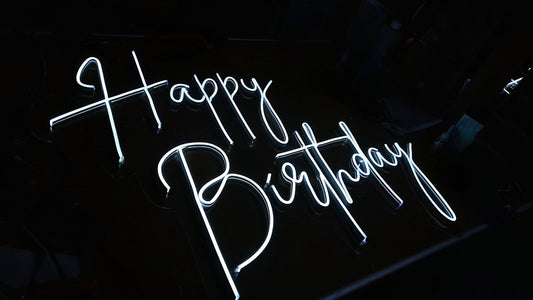 LETRERO NEÓN HAPPY BIRTHDAY
